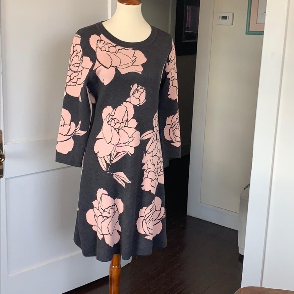 💰Two for $60 - Gray and pink Calvin Klein dress